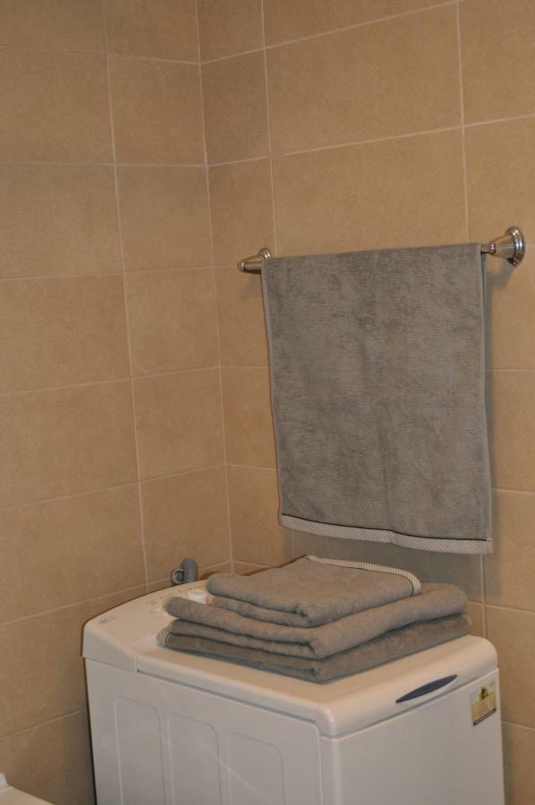 Sleep & Fly Apartment Otopeni Esterno foto