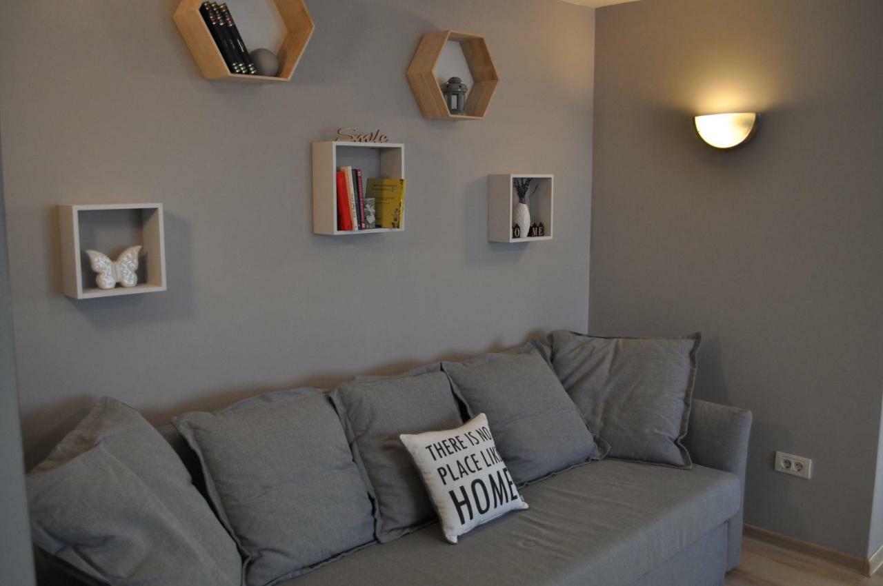Sleep & Fly Apartment Otopeni Esterno foto